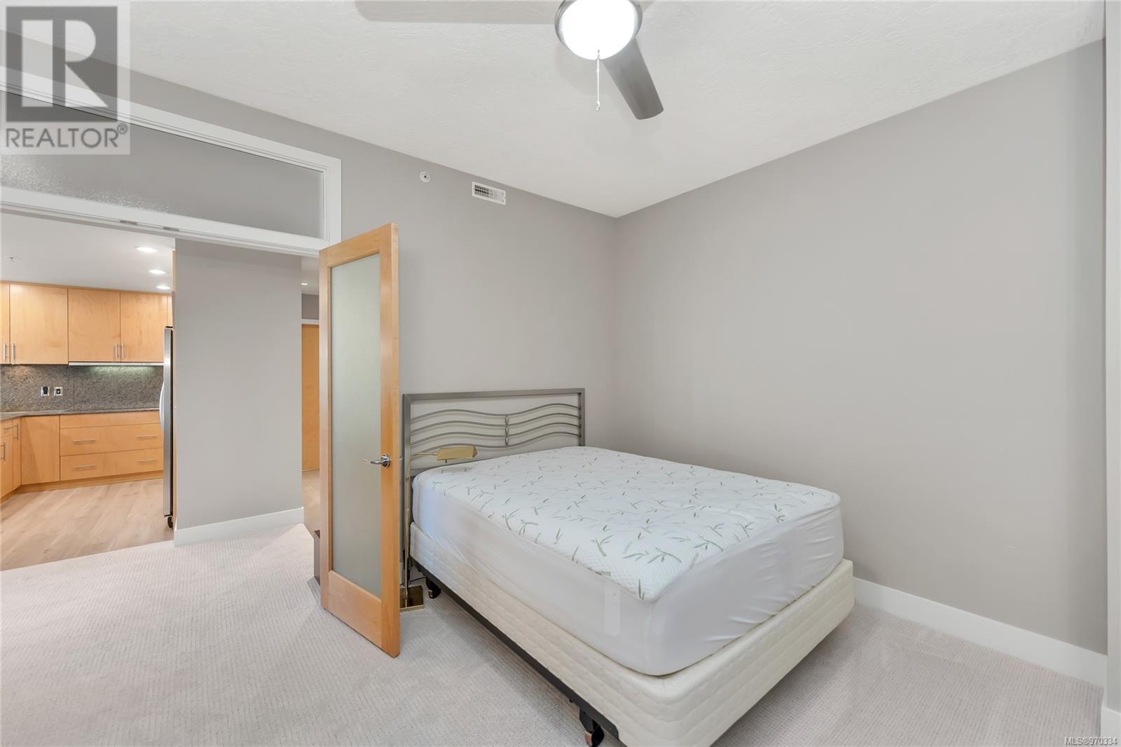 102 738 Sayward Hill Terr Property Photo 16