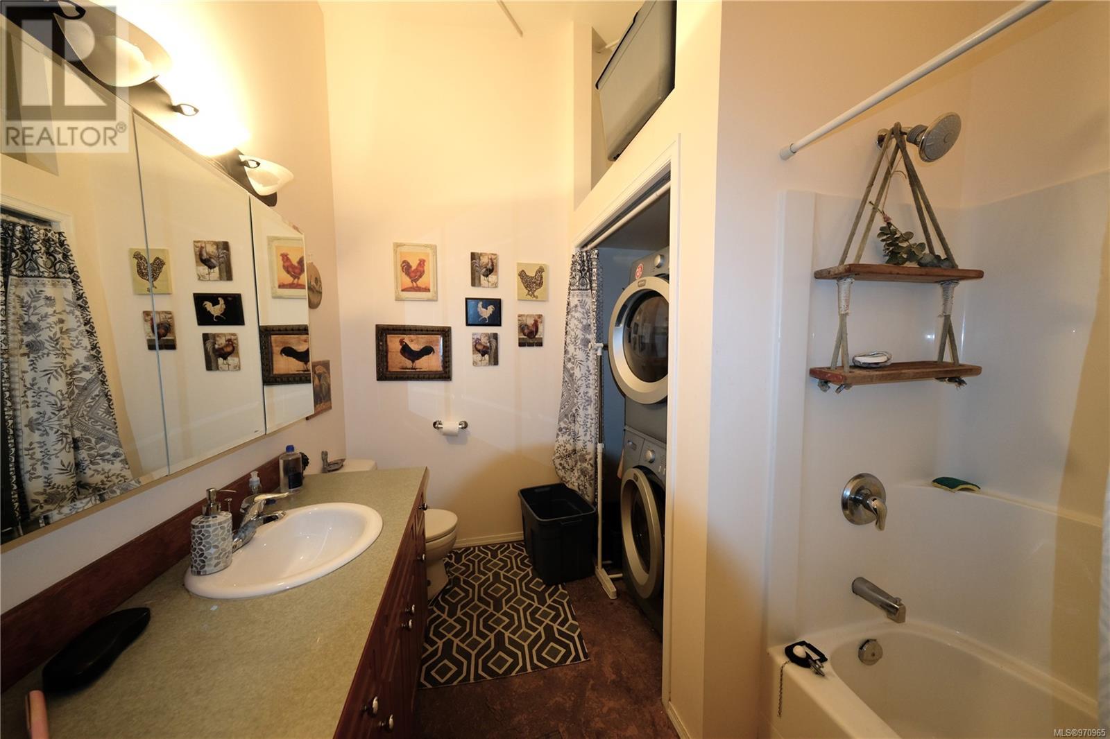 2 671 Industrial Way Property Photo 18