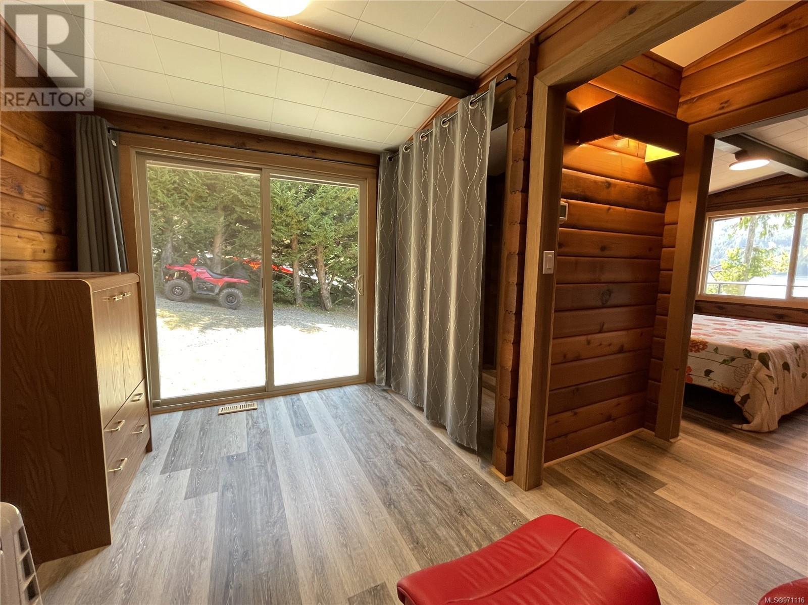 8856 Stirling Arm Dr Property Photo 20