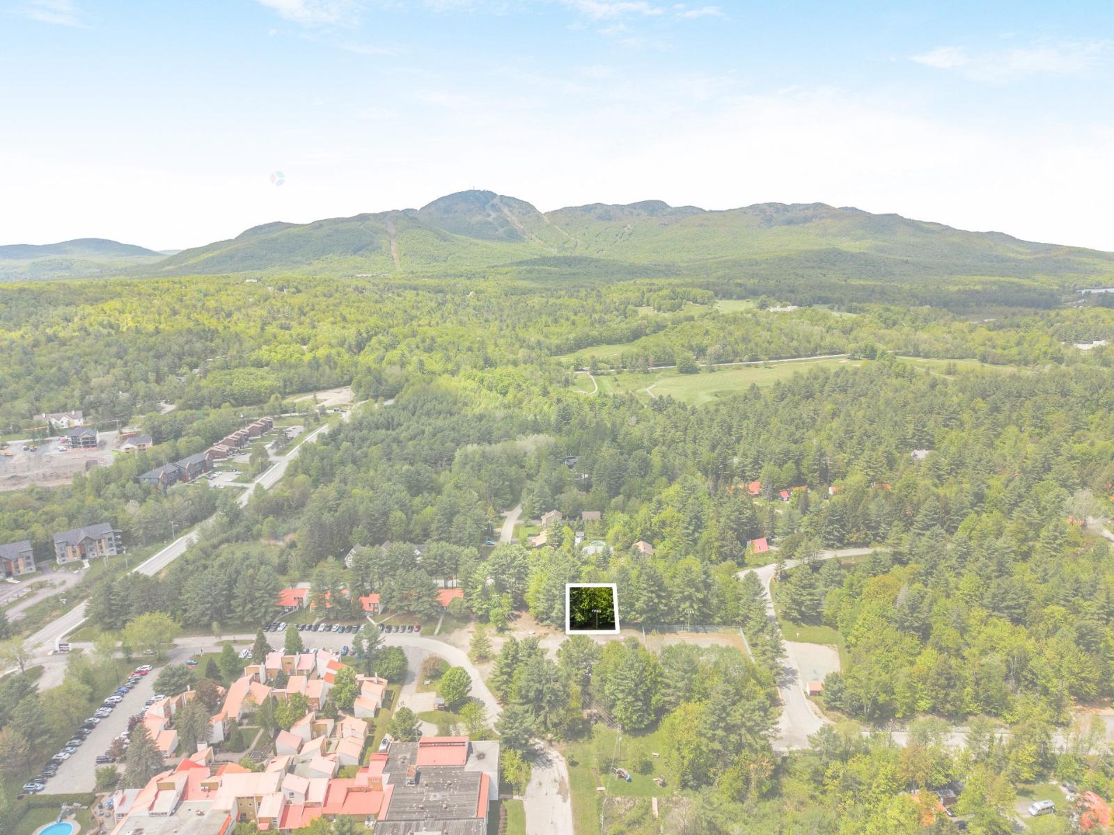 Av. Des Cerisiers Property Photo 1