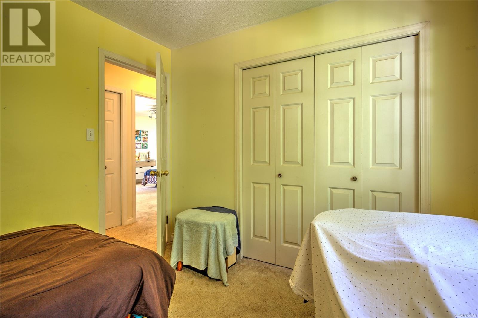 3112 Henry Rd Property Photo 19