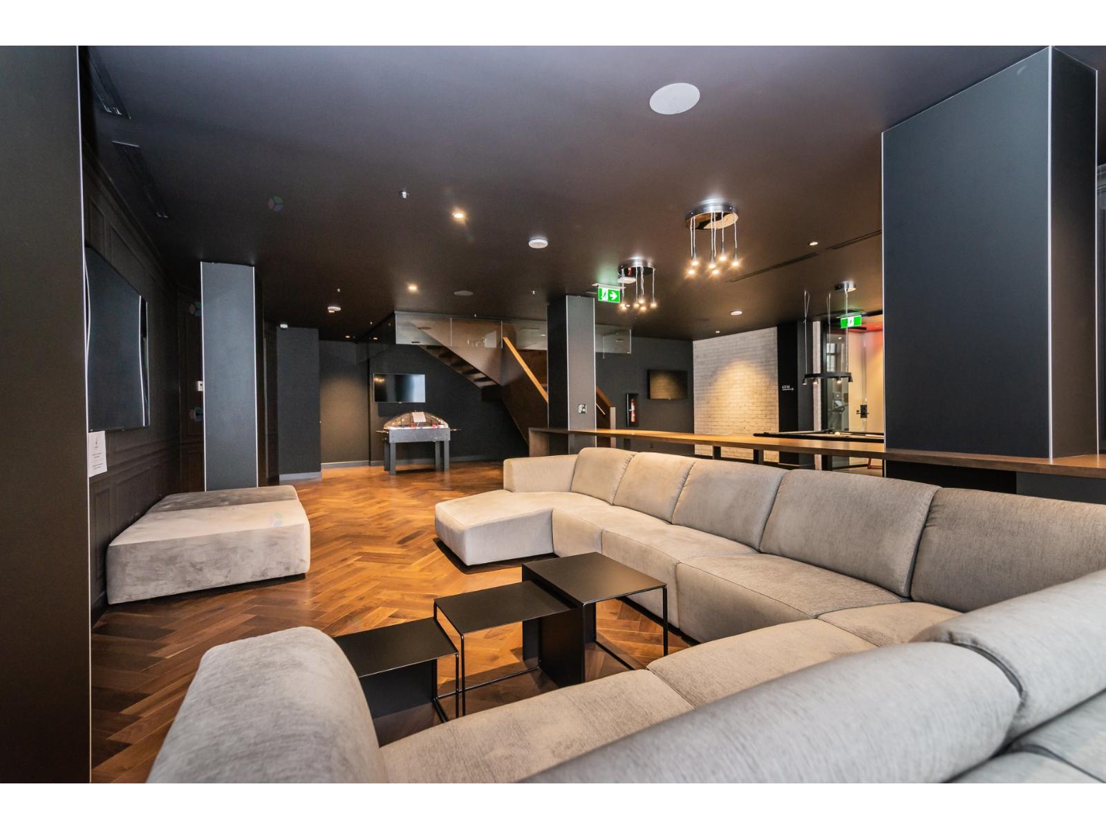 1188 Rue St-antoine O., #403 Property Photo 18
