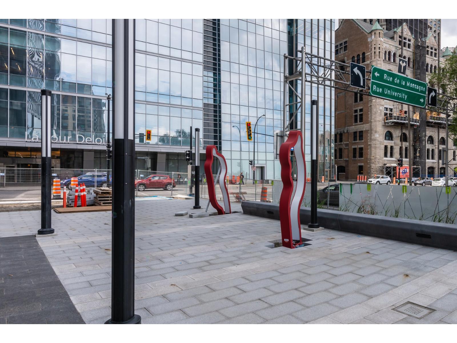 1188 Rue St-antoine O., #403 Property Photo 24