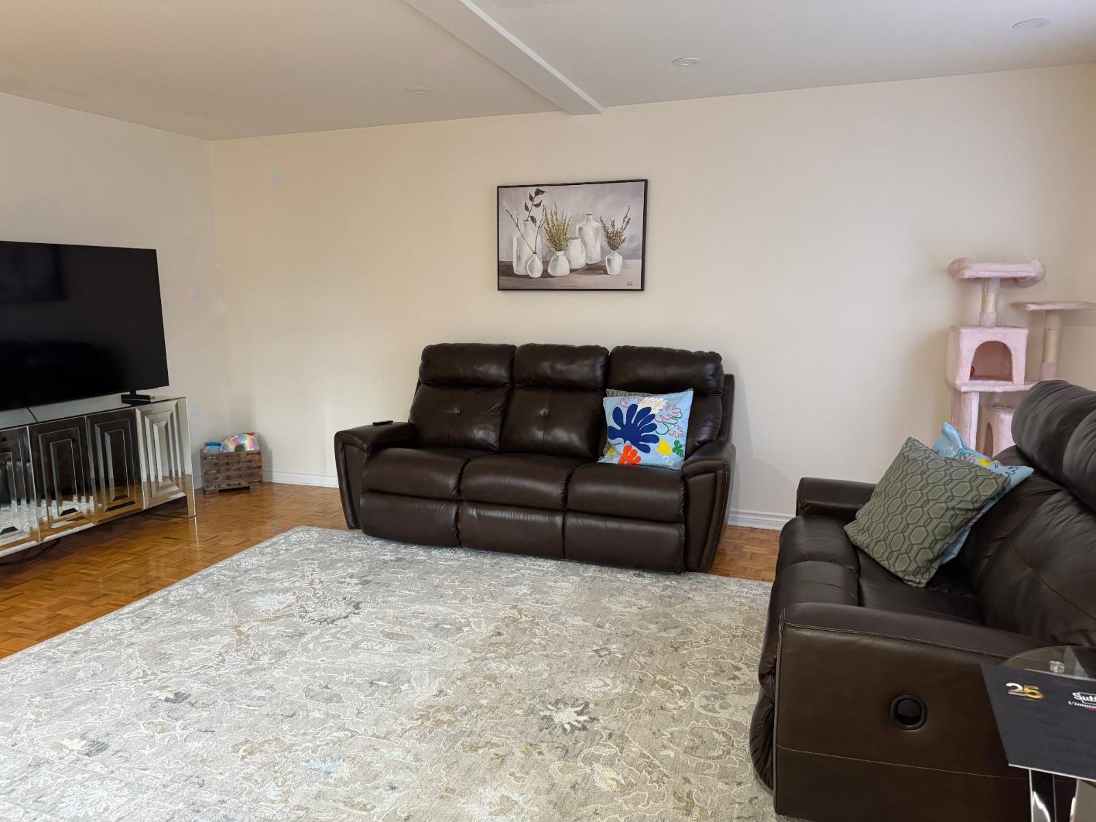 2 Rue Boyer Property Photo 5