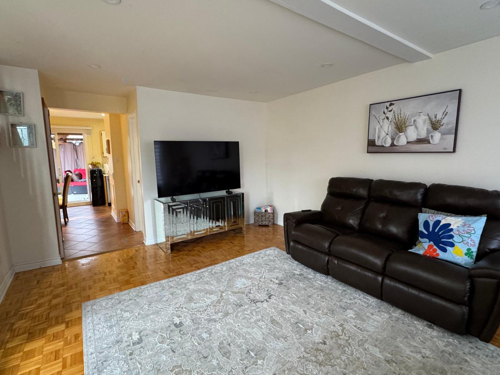 2 Rue Boyer Property Photo 7
