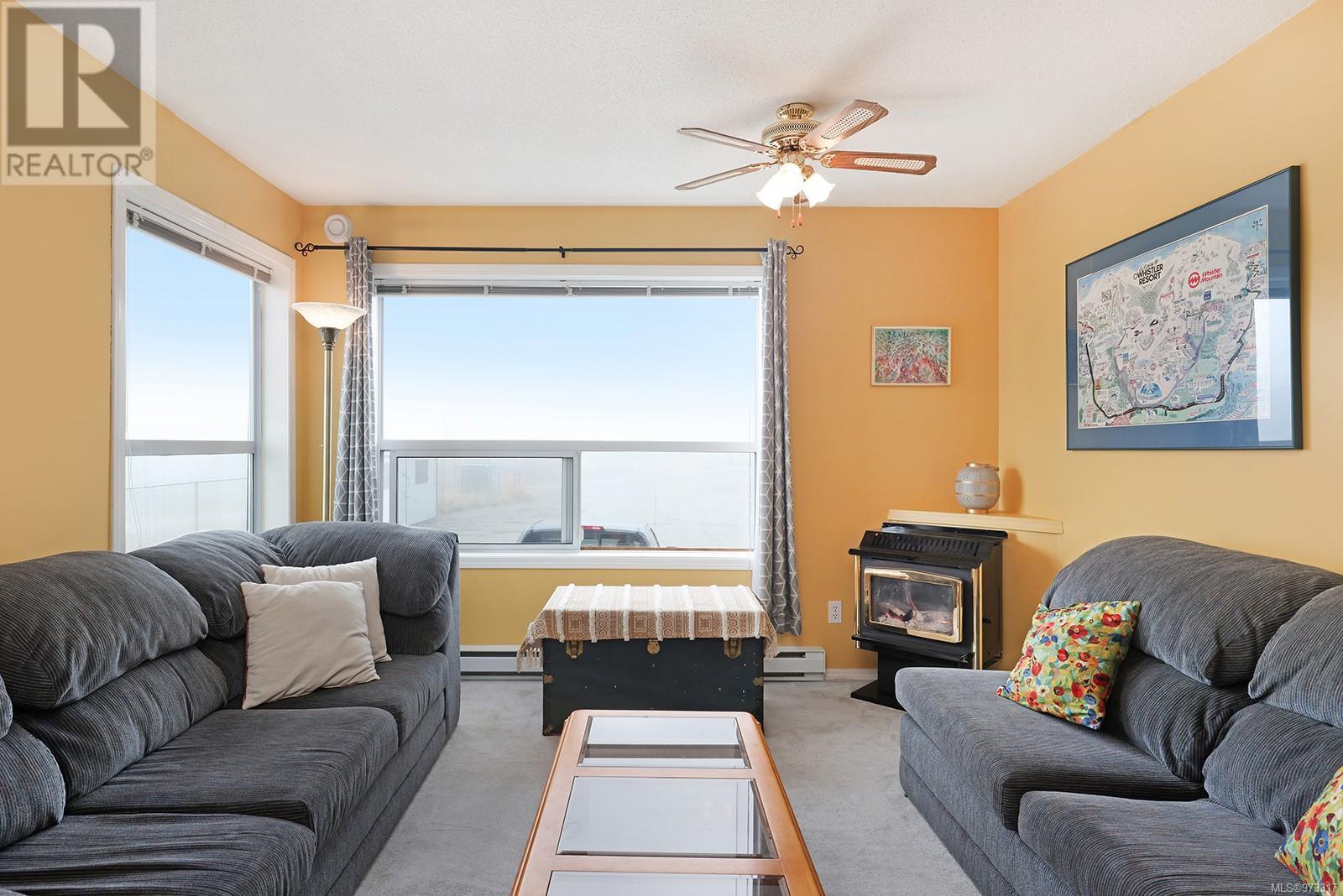 101 1105 Henry Rd Property Photo 4