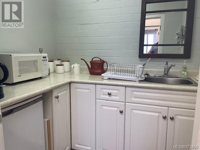 4425 Gertrude St Property Photo 13