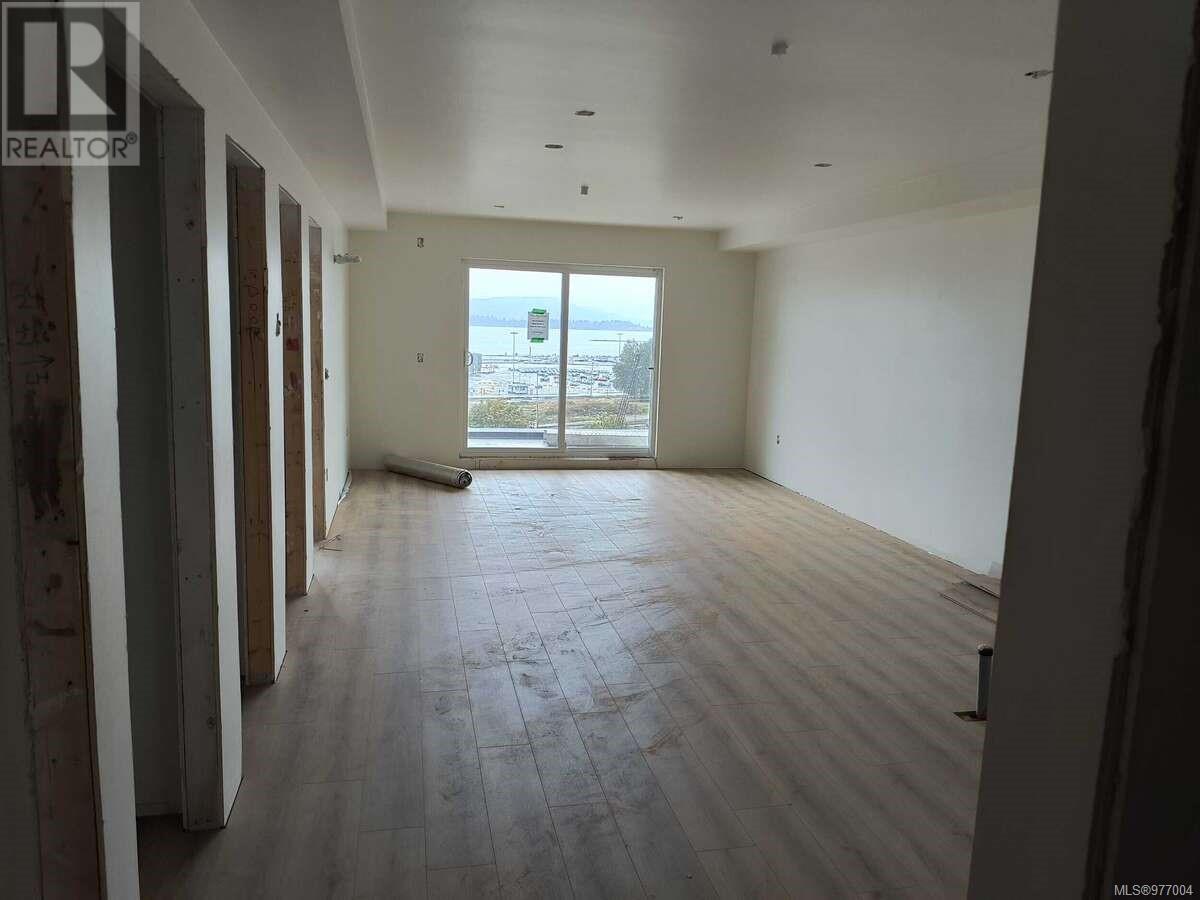 304 45 Haliburton St Property Photo 5