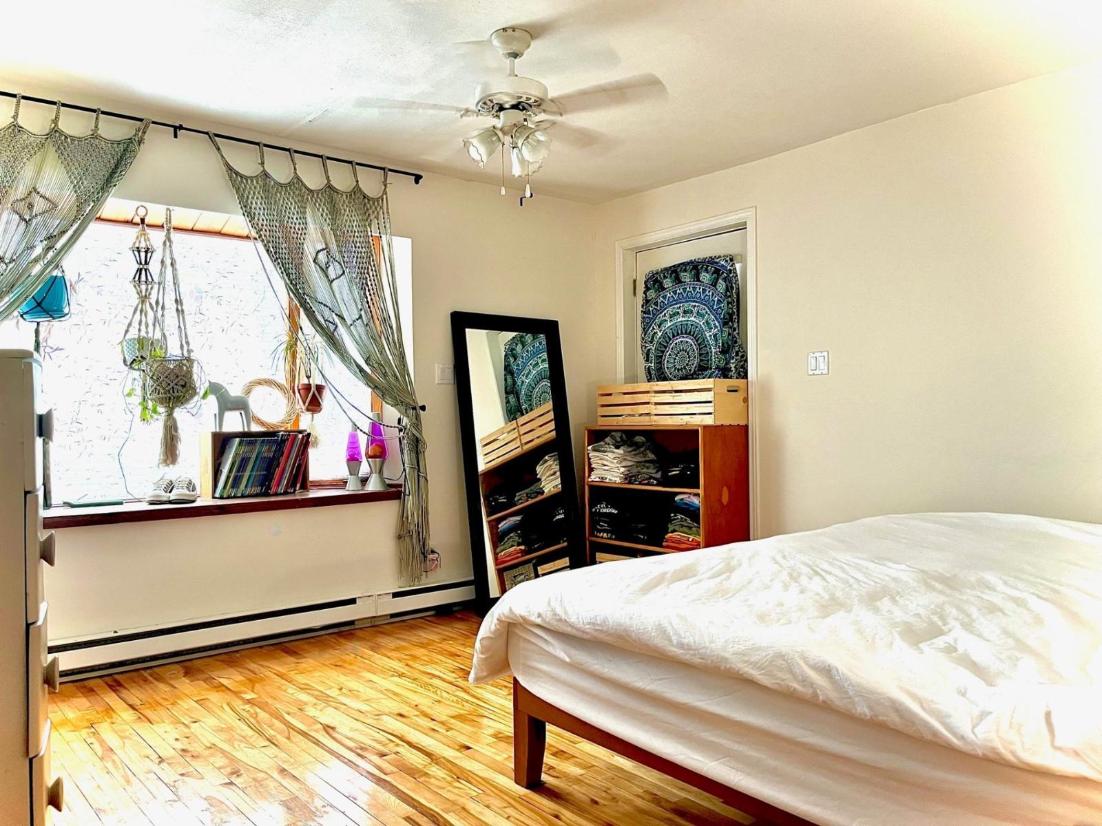84-84a Rue Thibault S. Property Photo 8