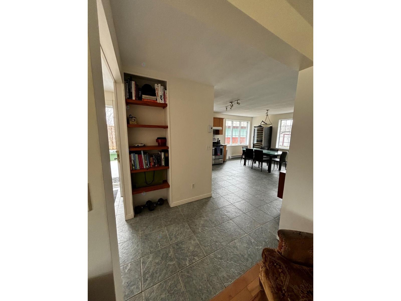 84-84a Rue Thibault S. Property Photo 14