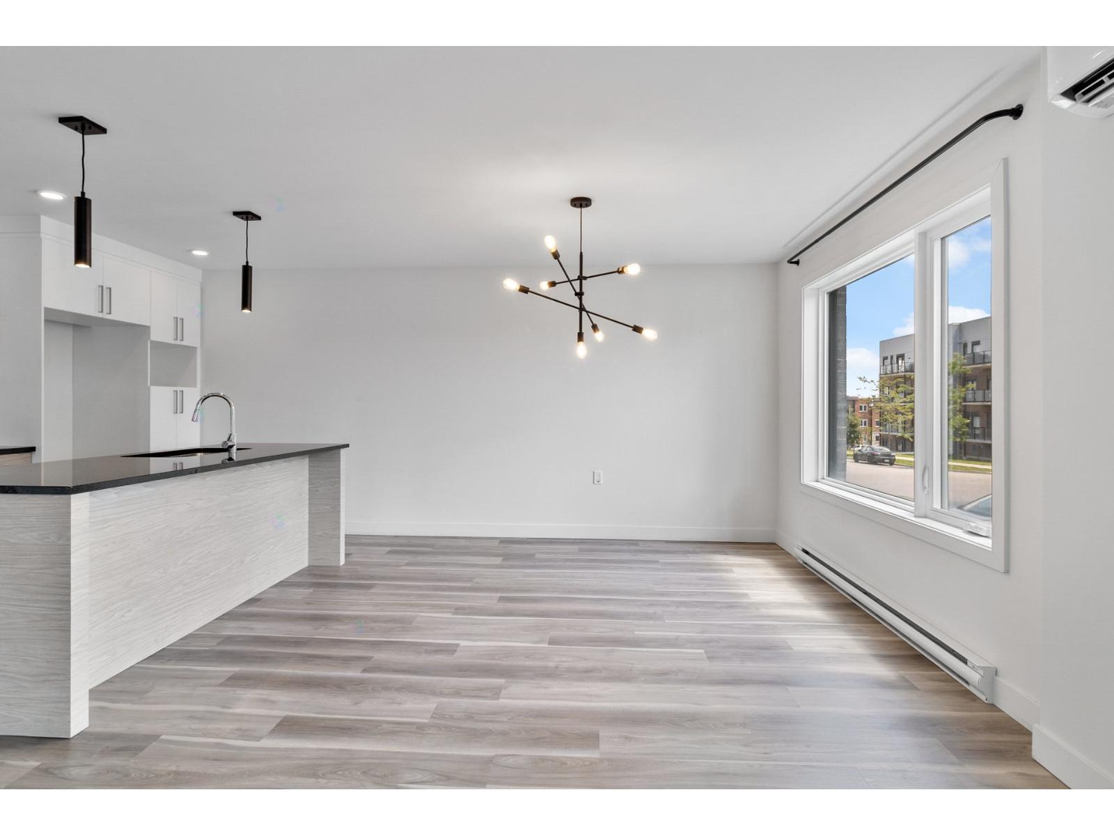 2357 Rue Harold-cooke Property Photo 3