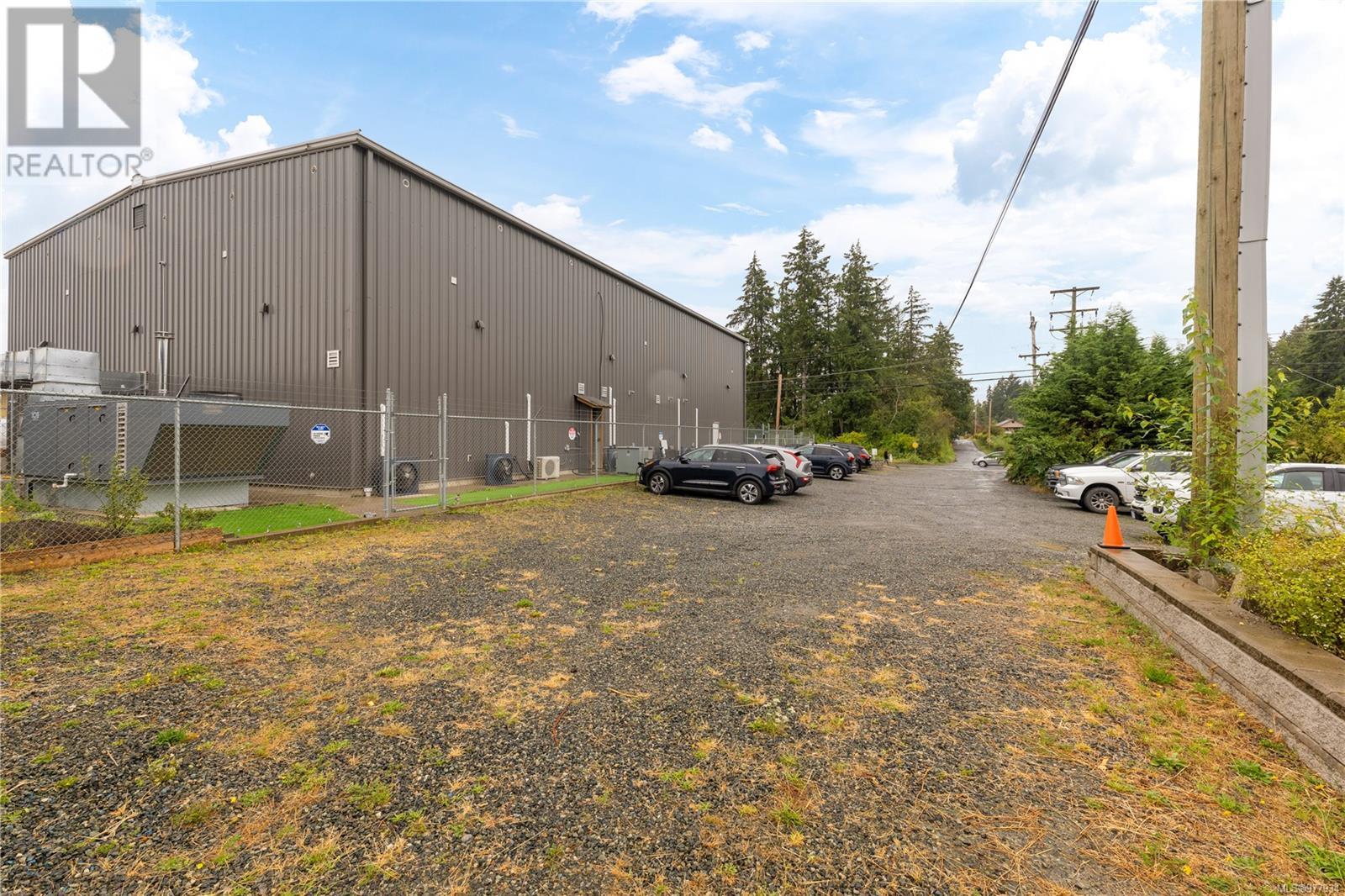 Upper 3485 Cowichan Lake Rd Property Photo 2