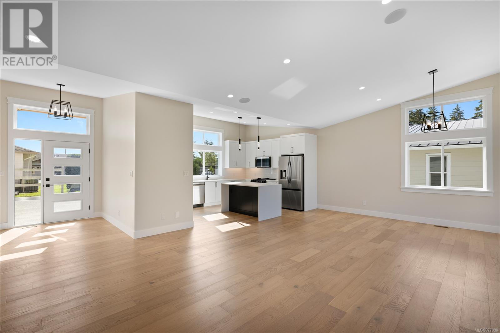 136 4065 Mcbride St Property Photo 5