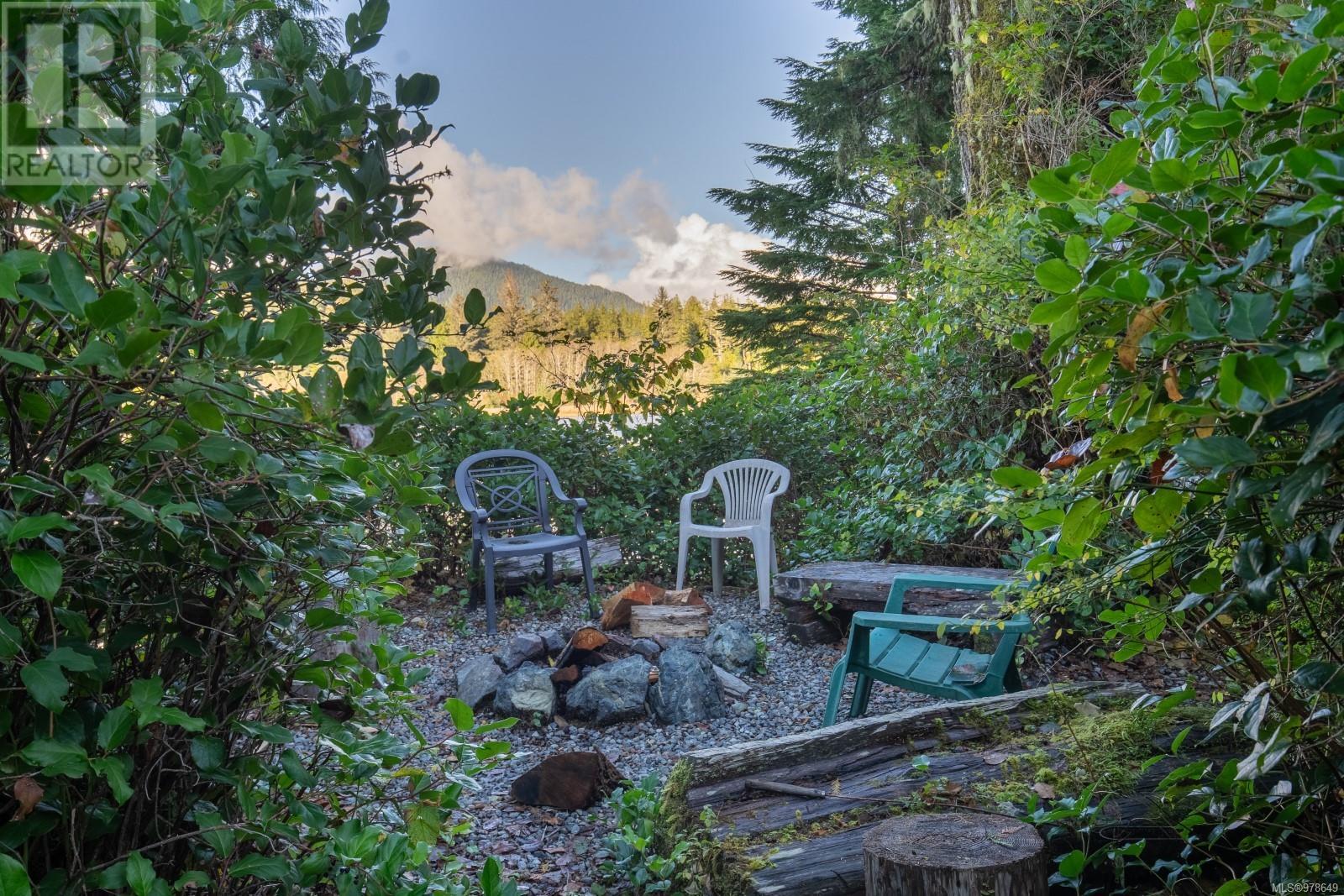 1027 Jensens Bay Rd Property Photo 47