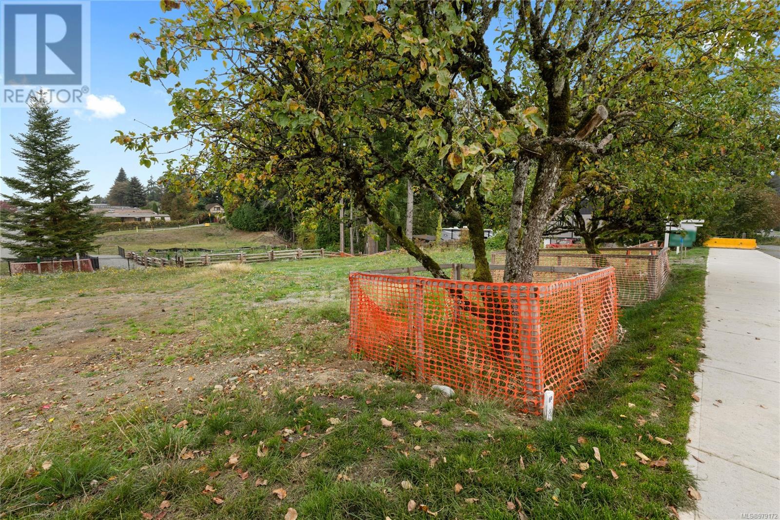 2494 Rosstown Rd Property Photo 1