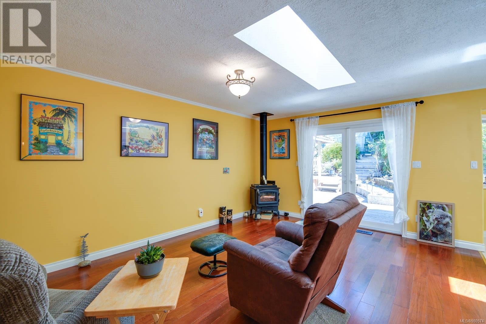 5205 Darnley Rd Property Photo 12