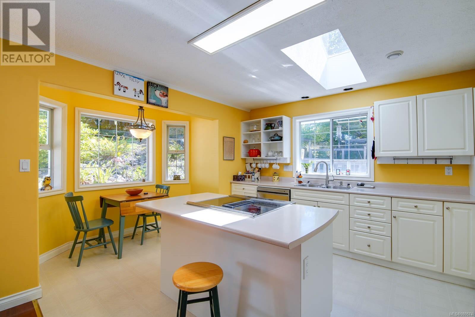 5205 Darnley Rd Property Photo 13