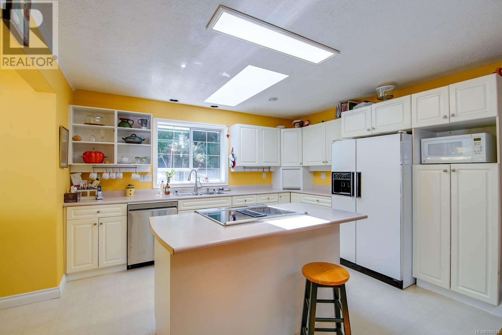 5205 Darnley Rd Property Photo 15