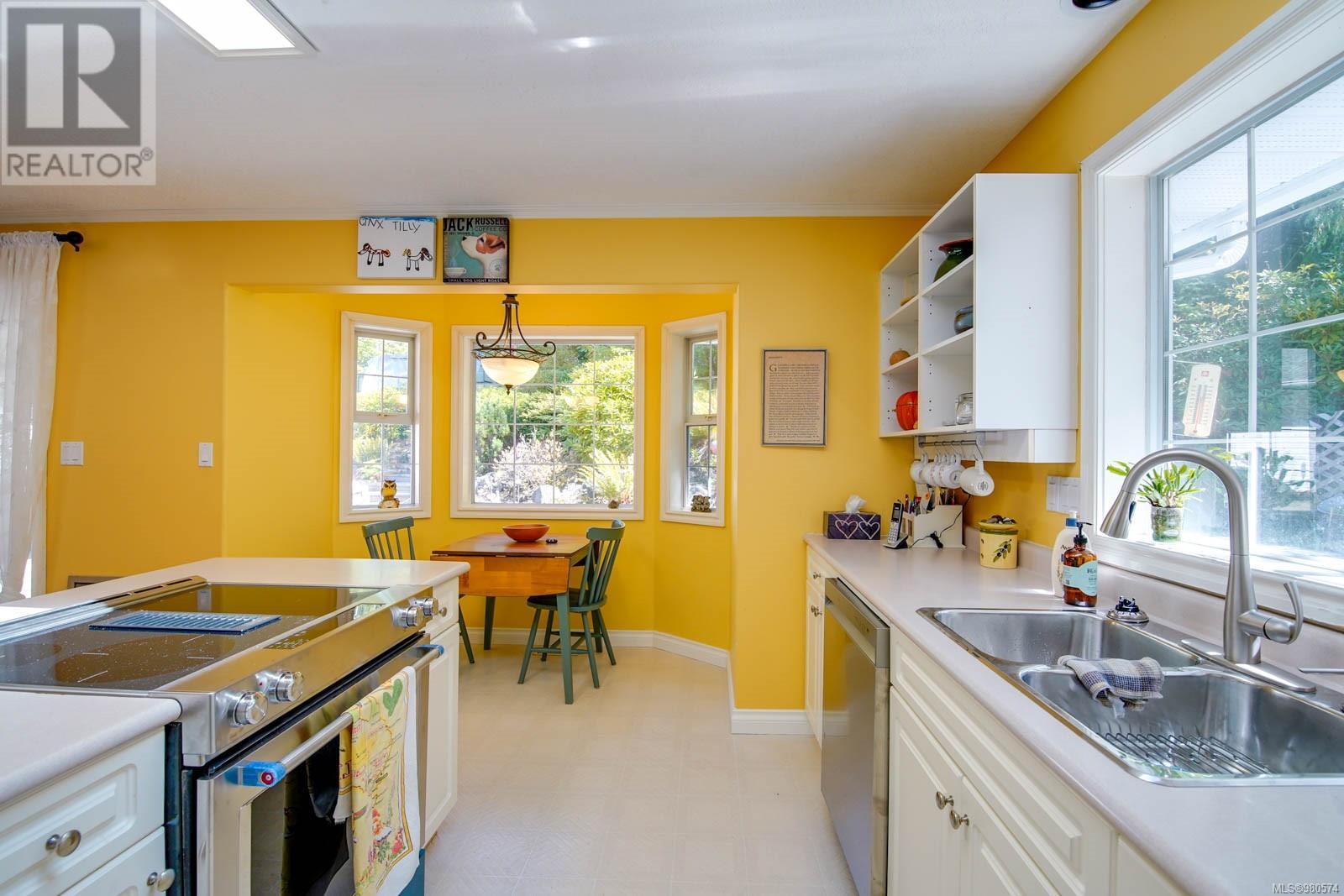 5205 Darnley Rd Property Photo 20