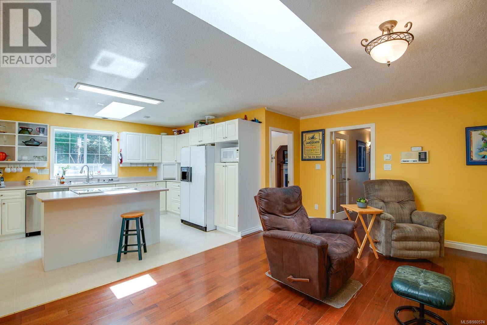 5205 Darnley Rd Property Photo 22
