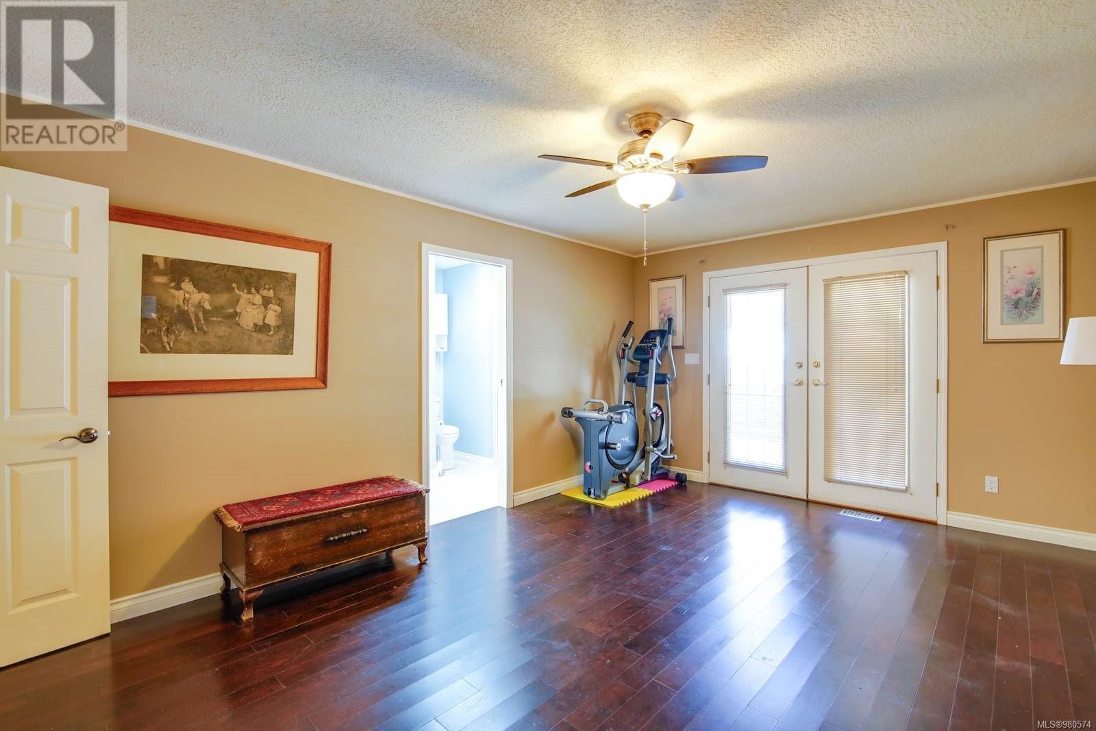 5205 Darnley Rd Property Photo 24