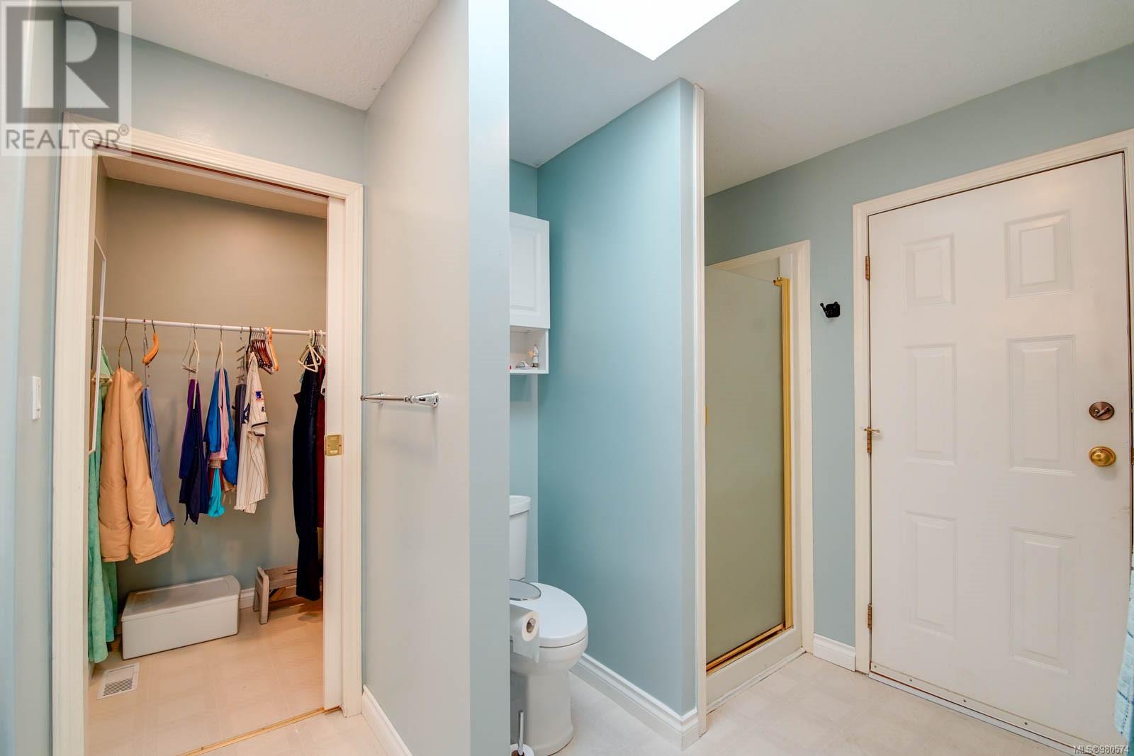 5205 Darnley Rd Property Photo 29