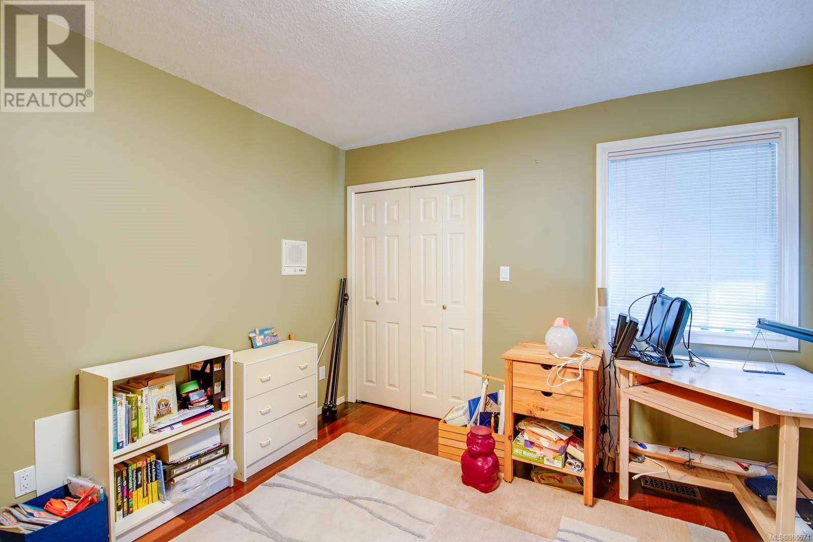 5205 Darnley Rd Property Photo 37