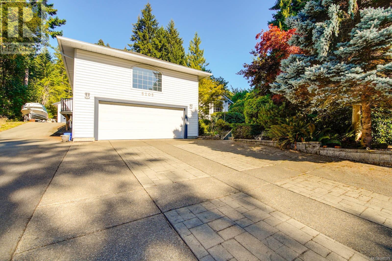 5205 Darnley Rd Property Photo 60