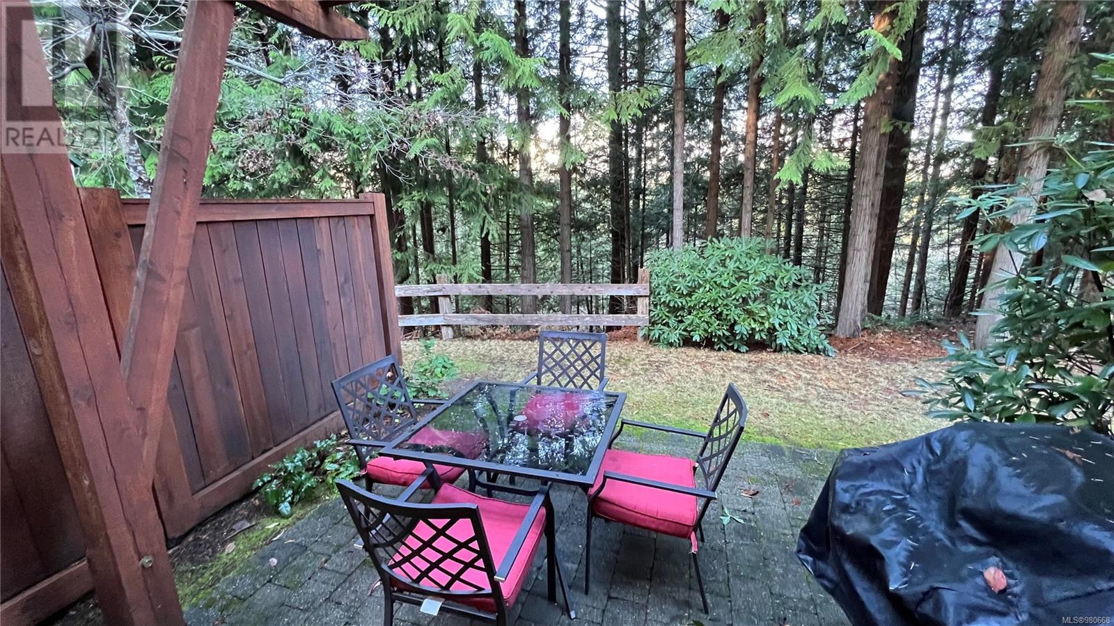65 1059 Tanglewood Pl Property Photo 6