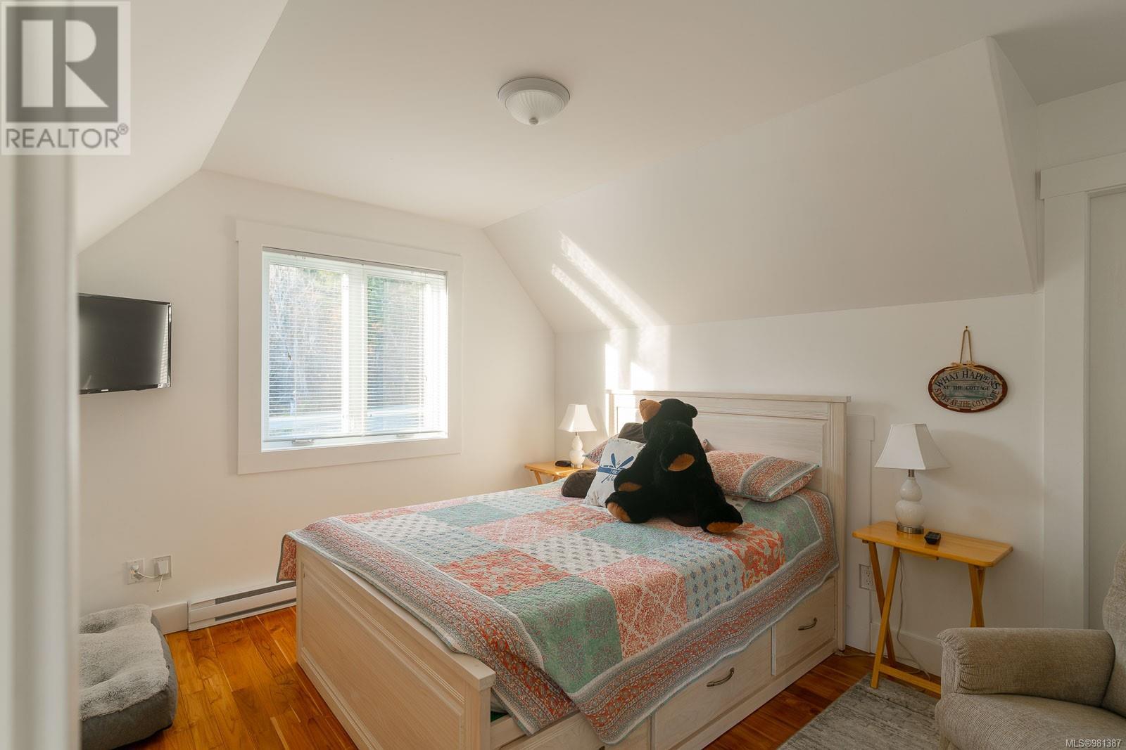 6373 Salal Rd Property Photo 13
