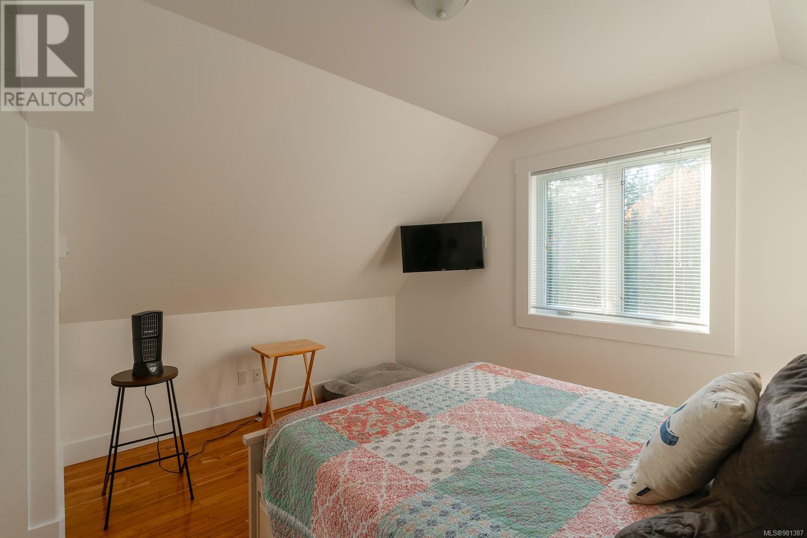 6373 Salal Rd Property Photo 14