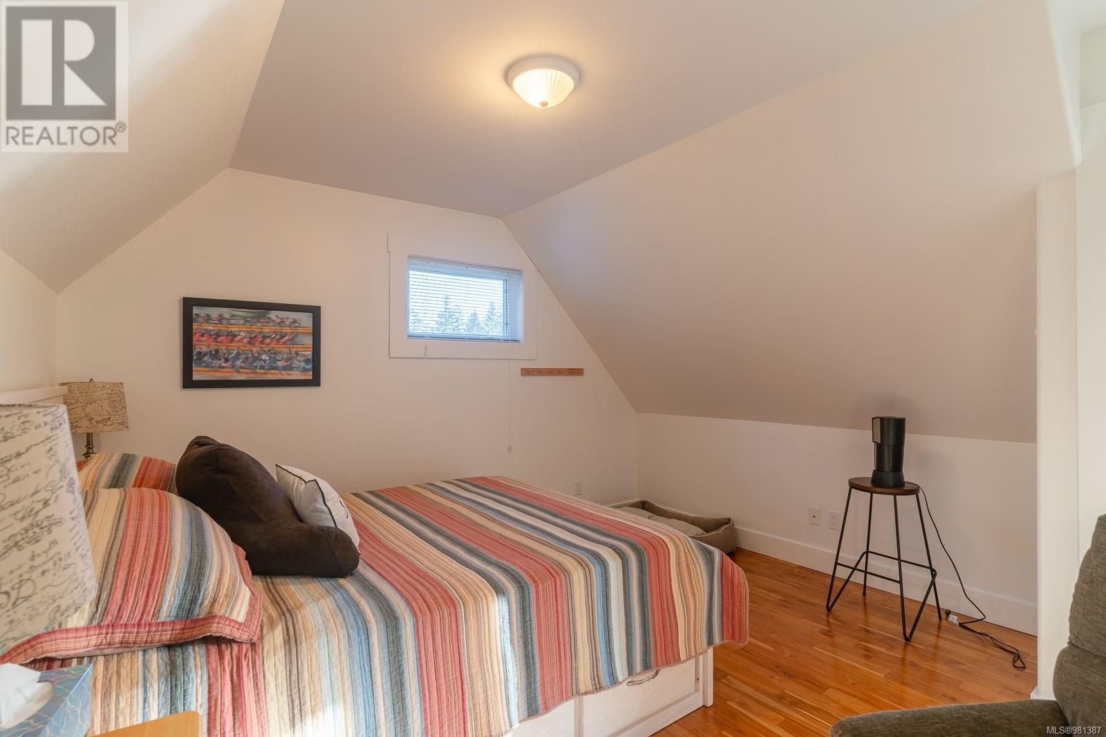 6373 Salal Rd Property Photo 16