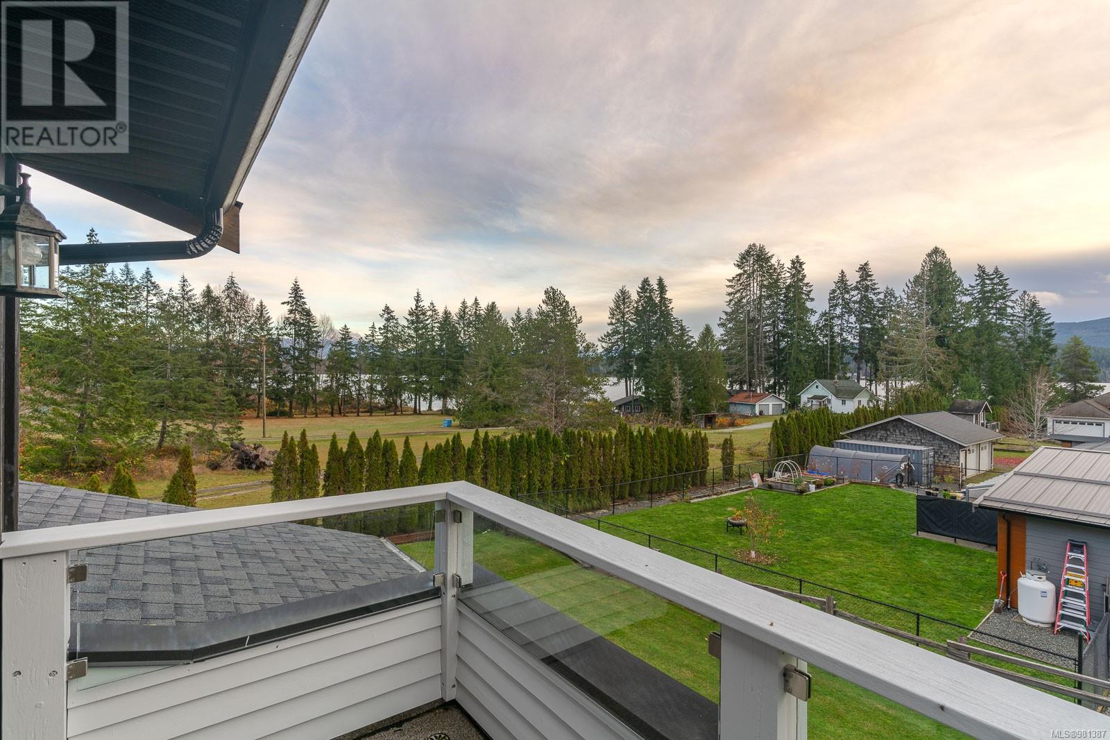 6373 Salal Rd Property Photo 30