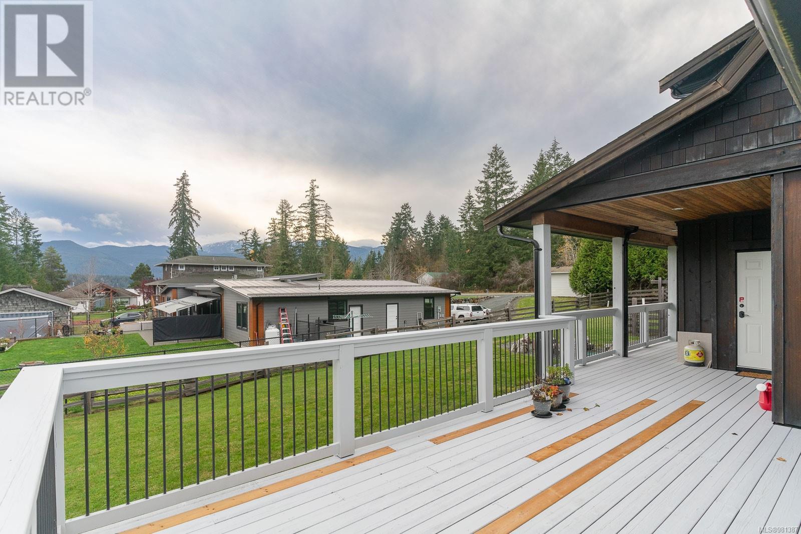 6373 Salal Rd Property Photo 34