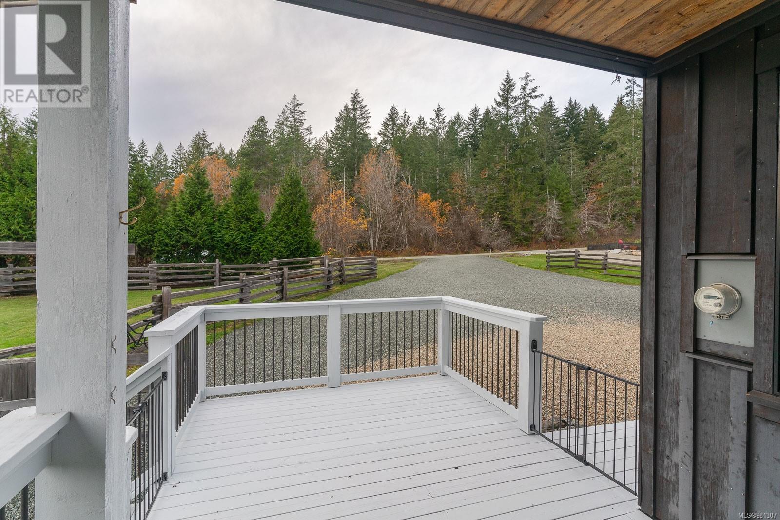 6373 Salal Rd Property Photo 35