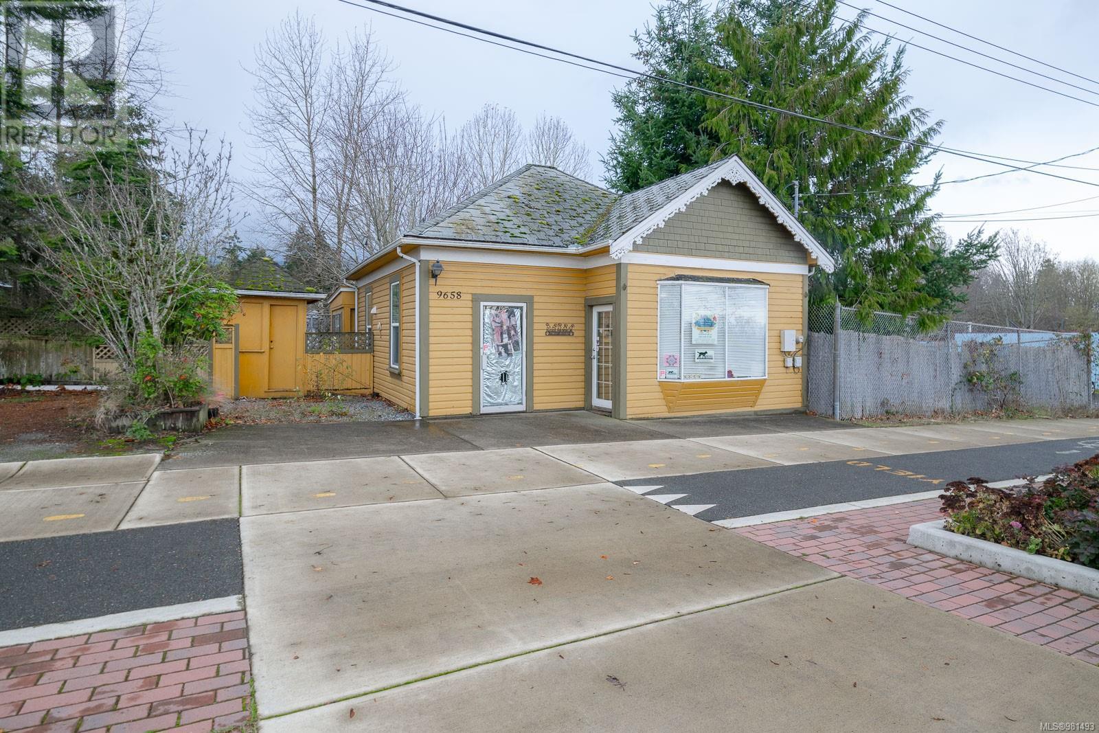 9658 Chemainus Rd Property Photo 10