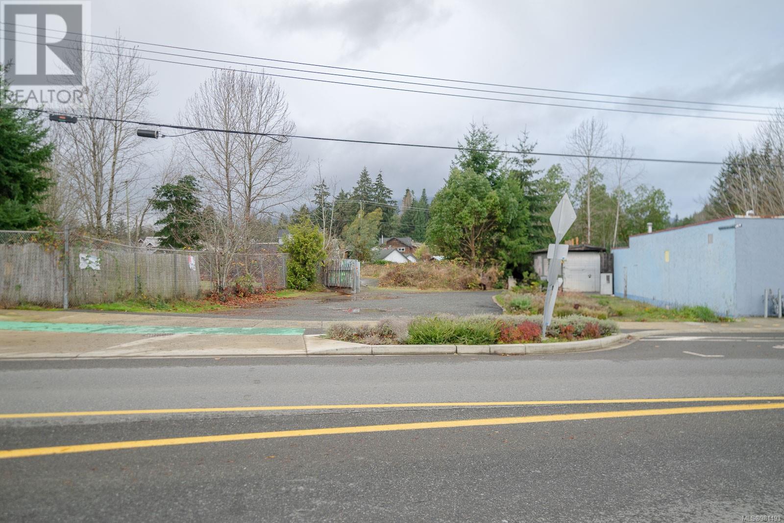 9658 Chemainus Rd Property Photo 12