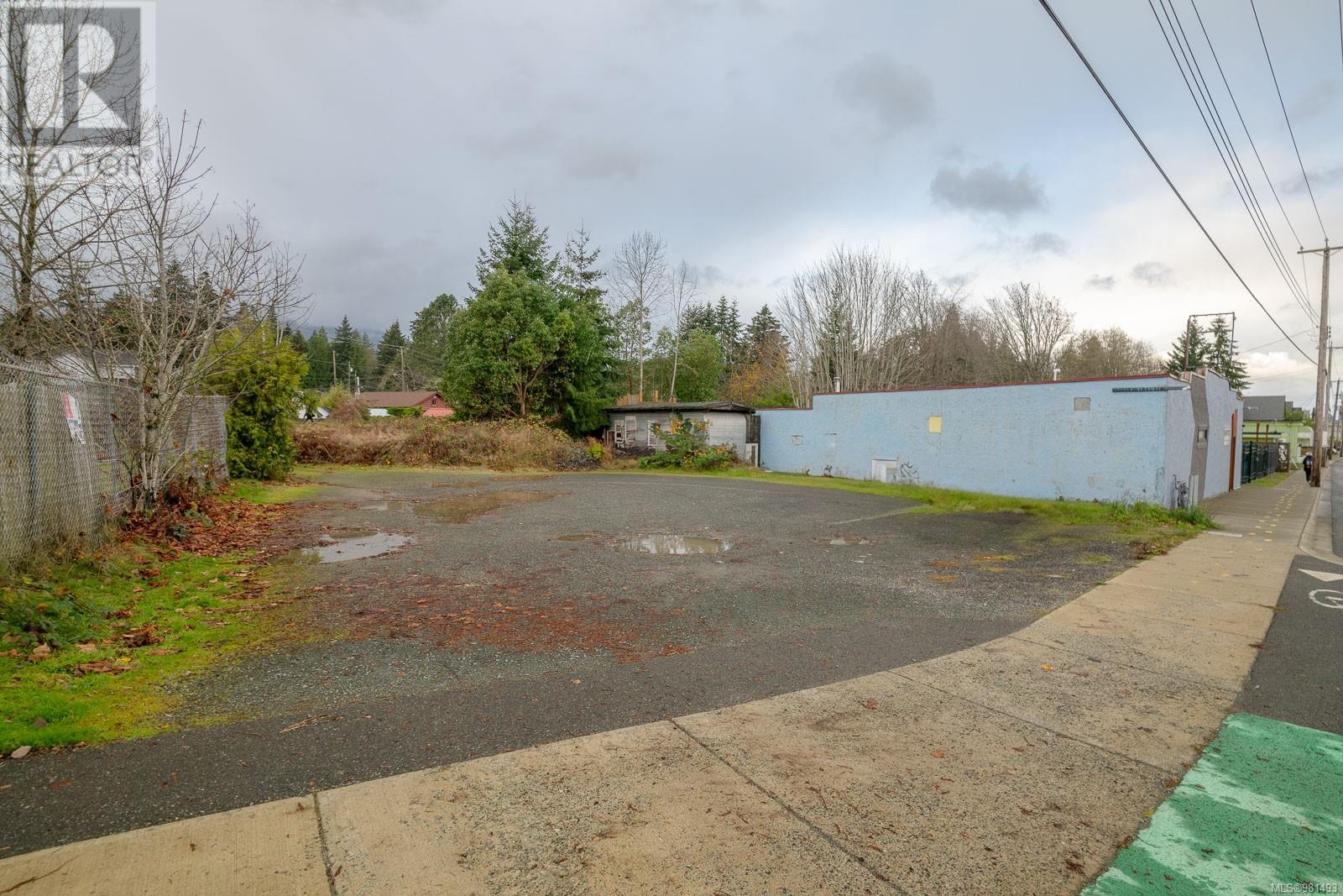 9658 Chemainus Rd Property Photo 13