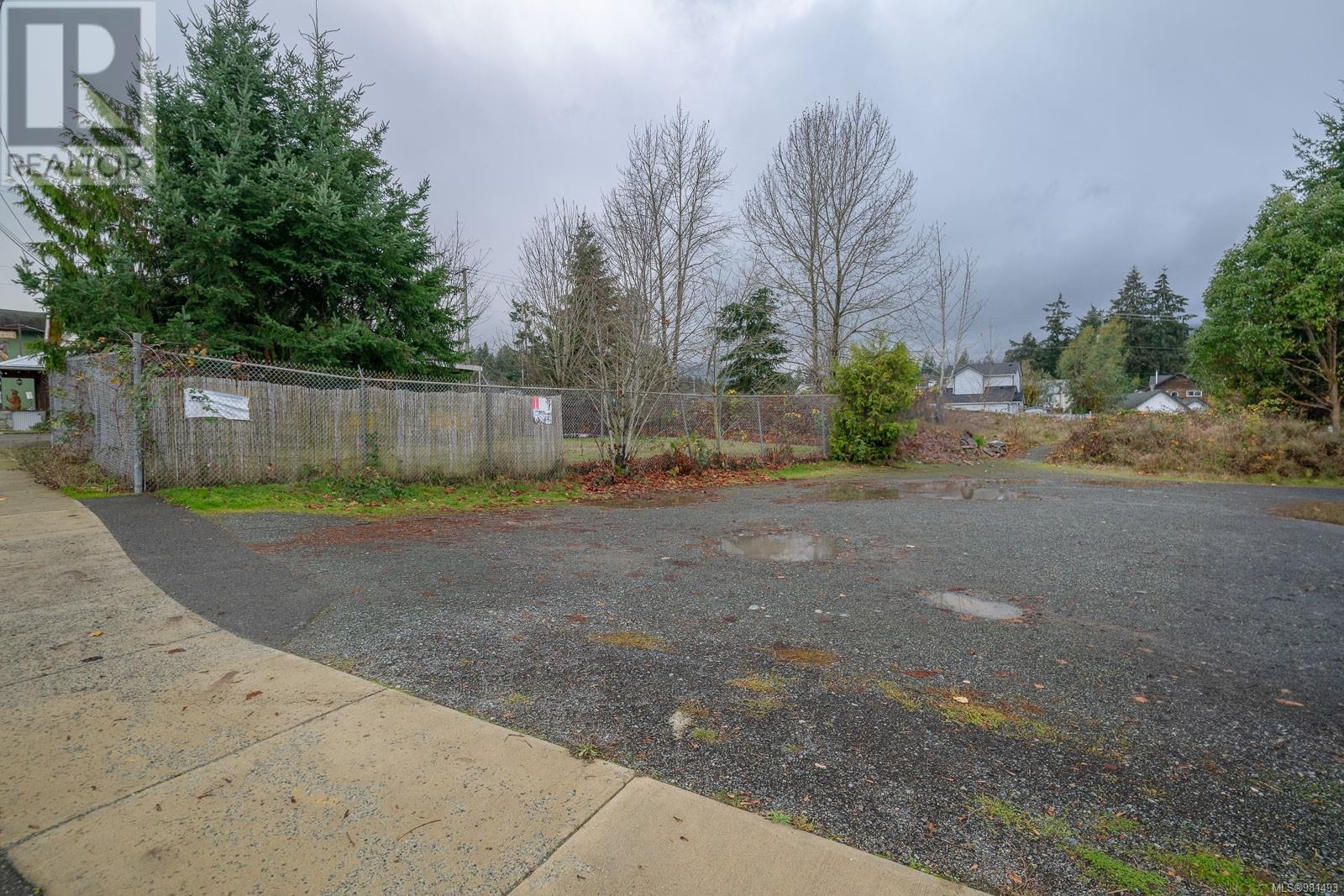 9658 Chemainus Rd Property Photo 14