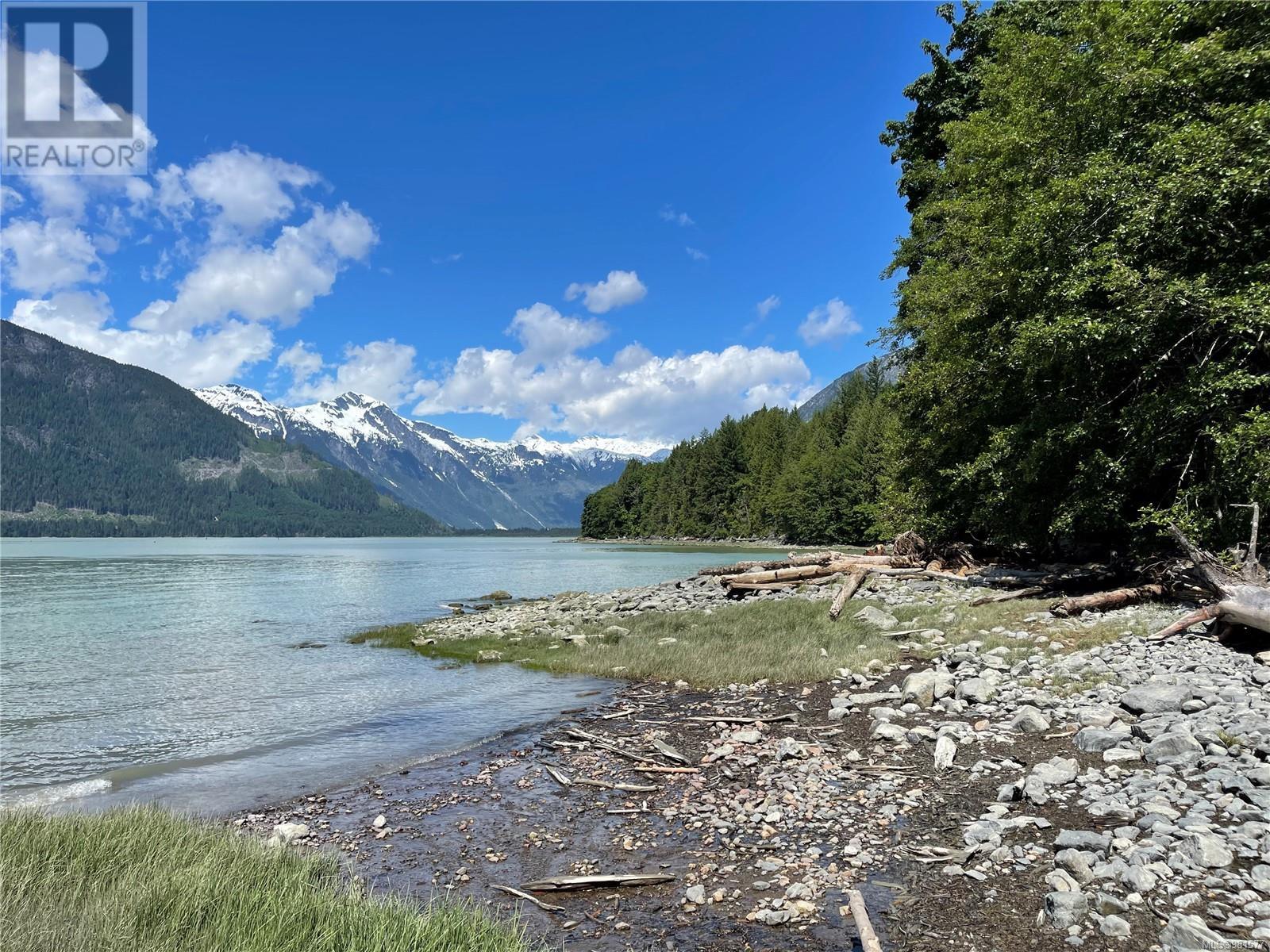 Dl108 Bute Inlet Property Photo 4