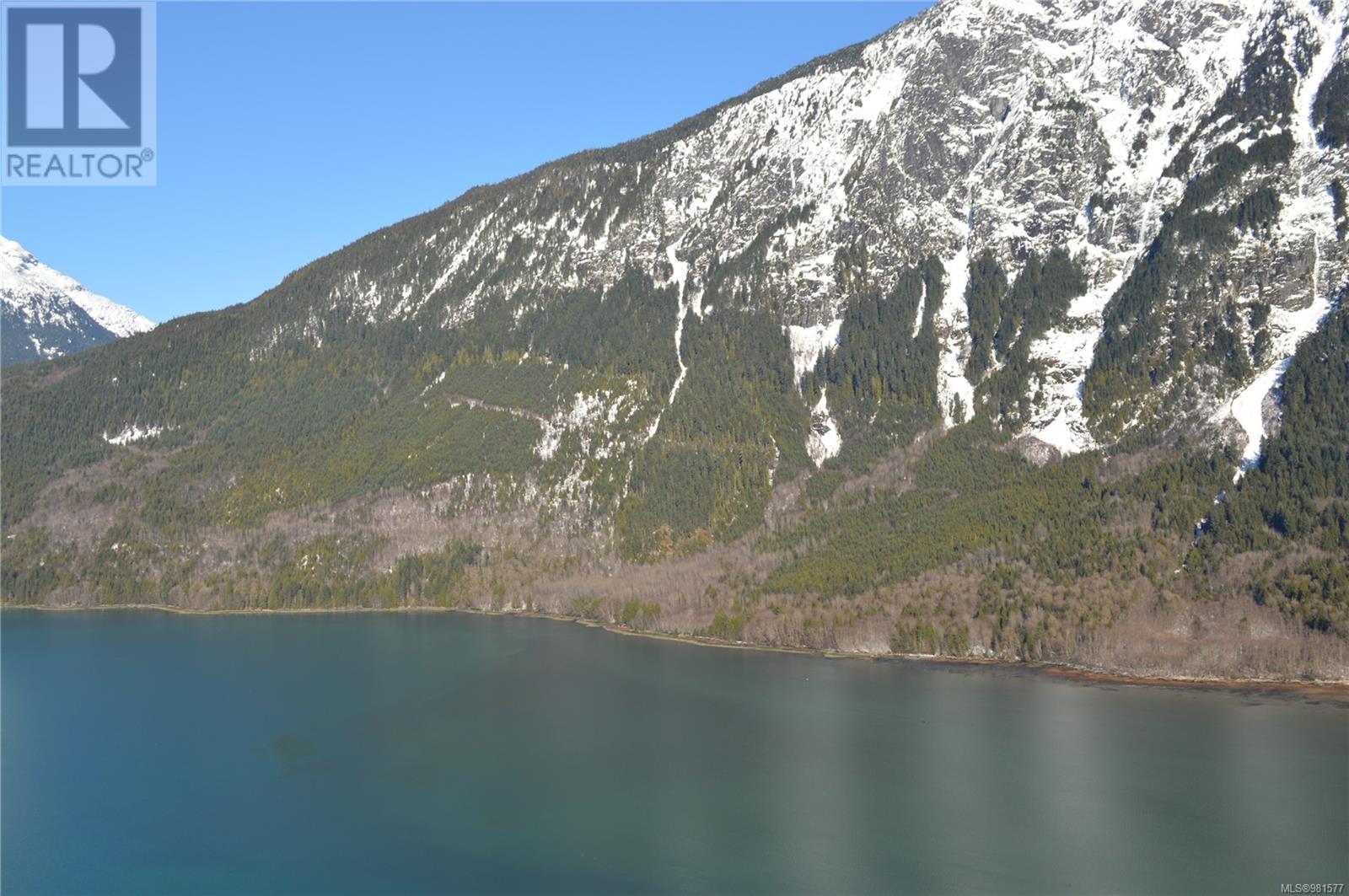 Dl108 Bute Inlet Property Photo 8