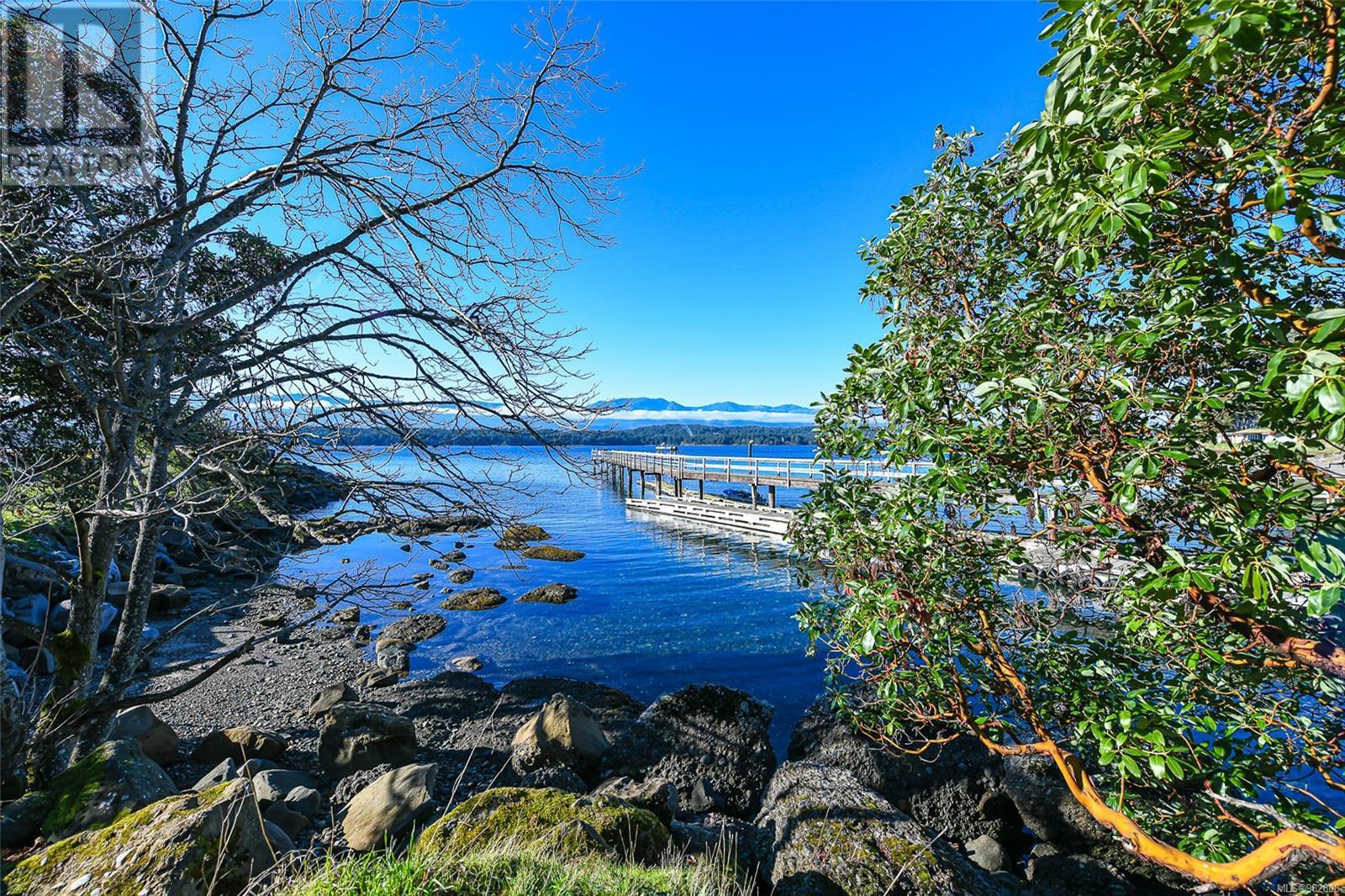 215 4305 Shingle Spit Rd Property Photo 62
