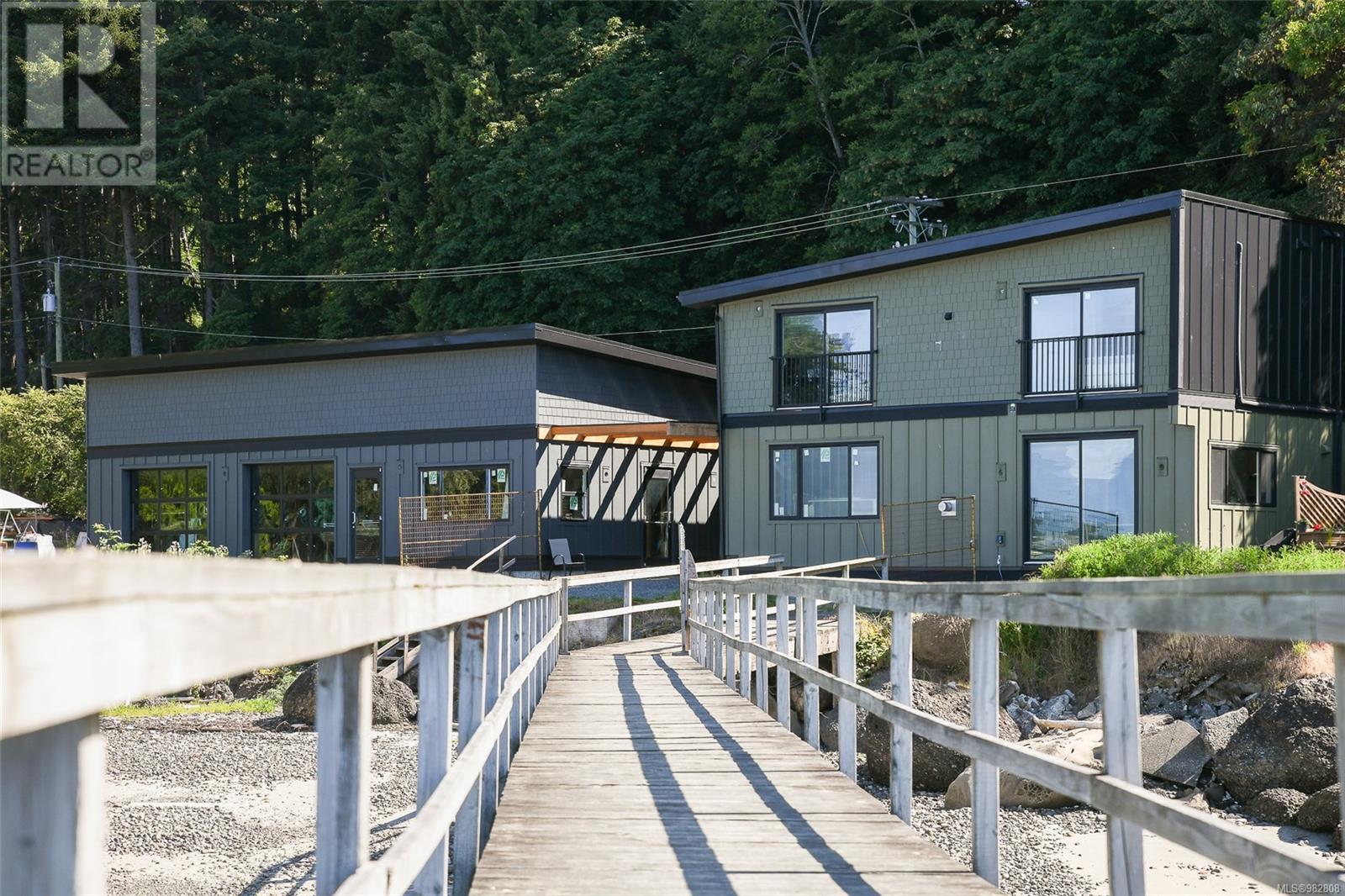 215 4305 Shingle Spit Rd Property Photo 63