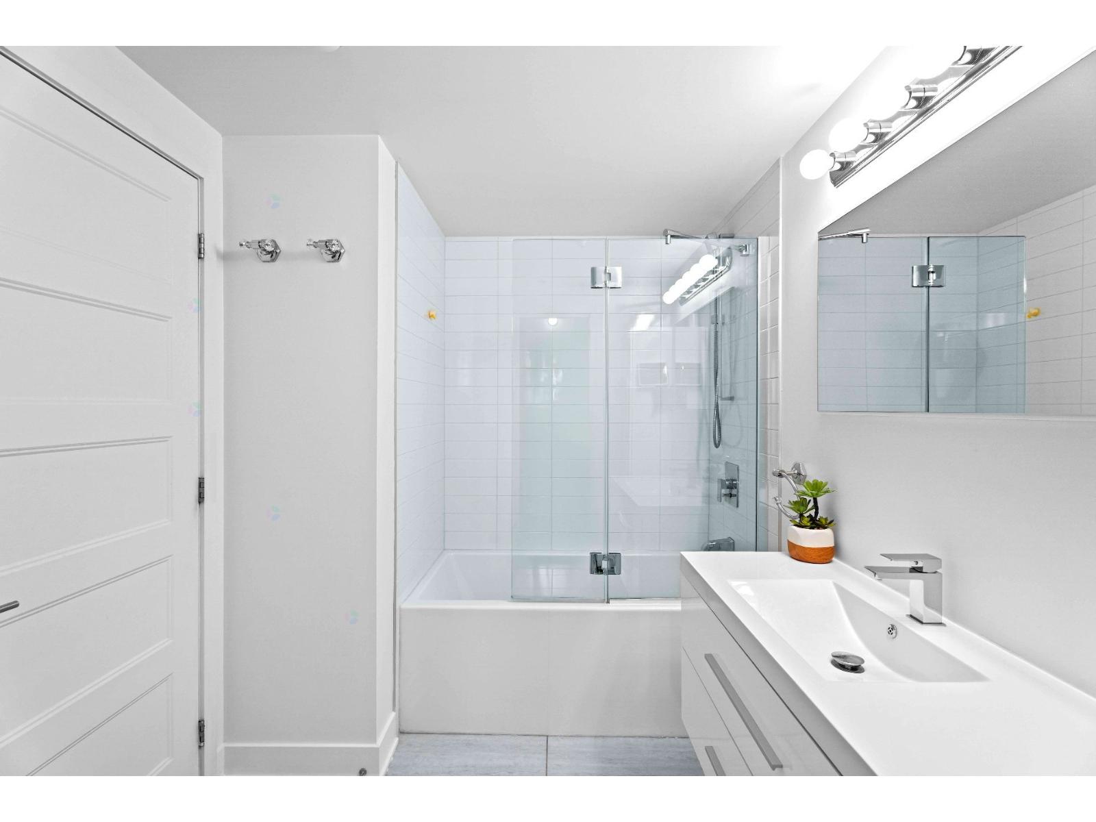 190 Rue Murray, #1018 Property Photo 13