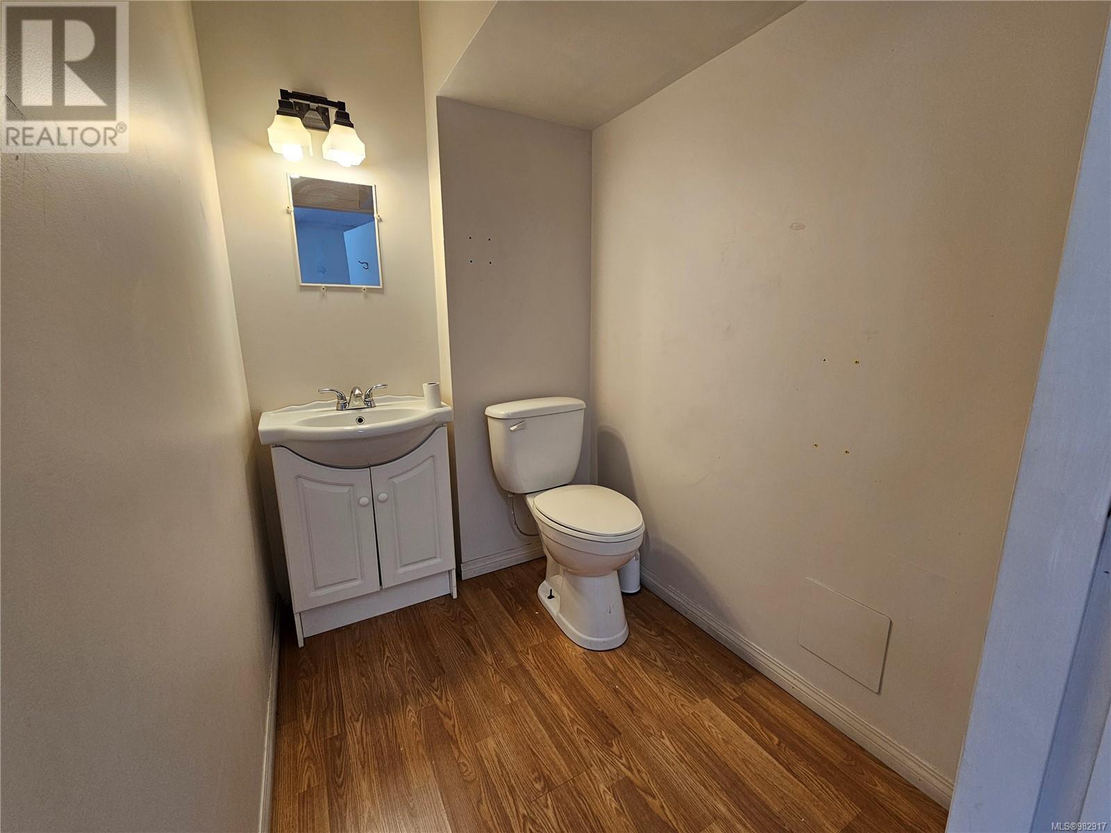 5334 Argyle St Property Photo 9