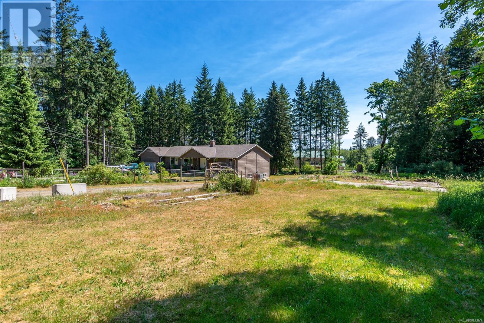8598 Island Hwy N Property Photo 3