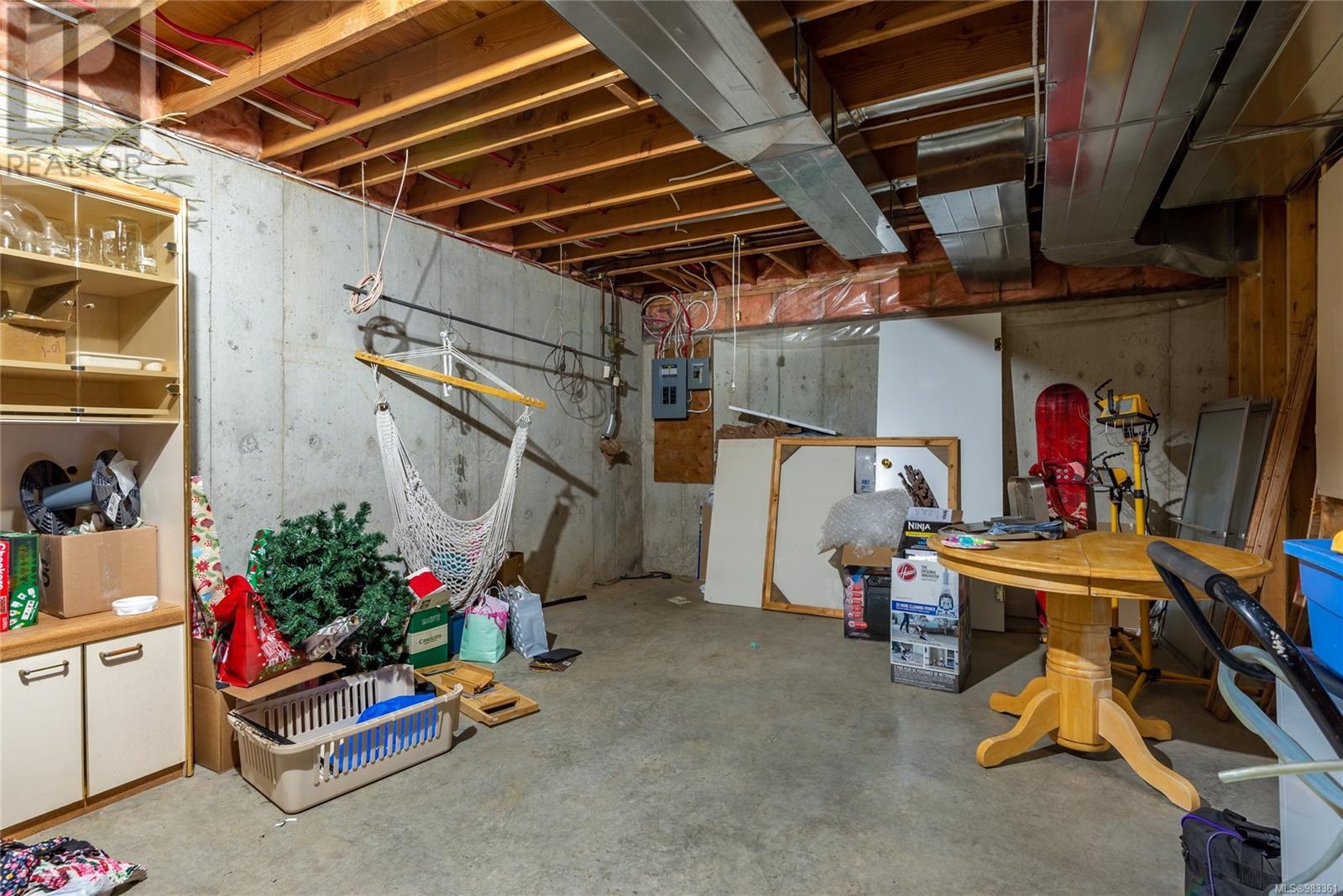 8598 Island Hwy N Property Photo 44