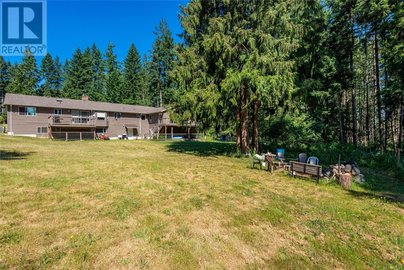 8598 Island Hwy N Property Photo 67