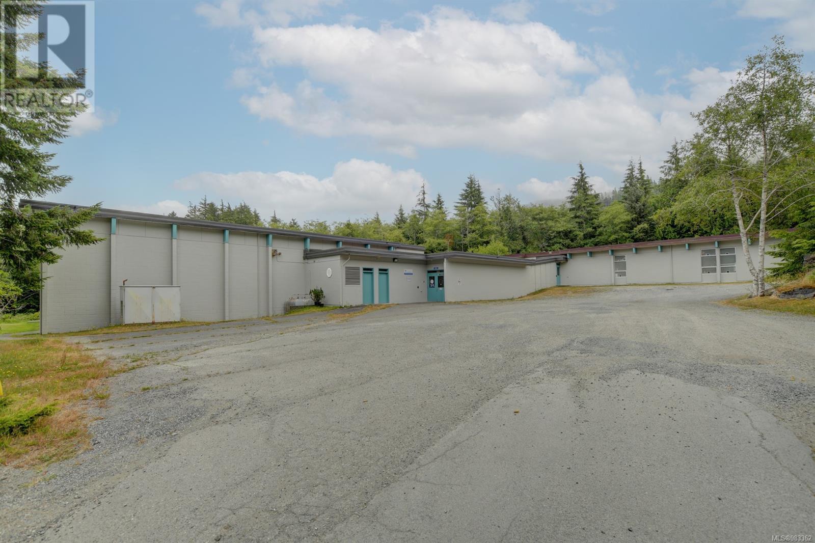 16926 Beachview Close Property Photo 25