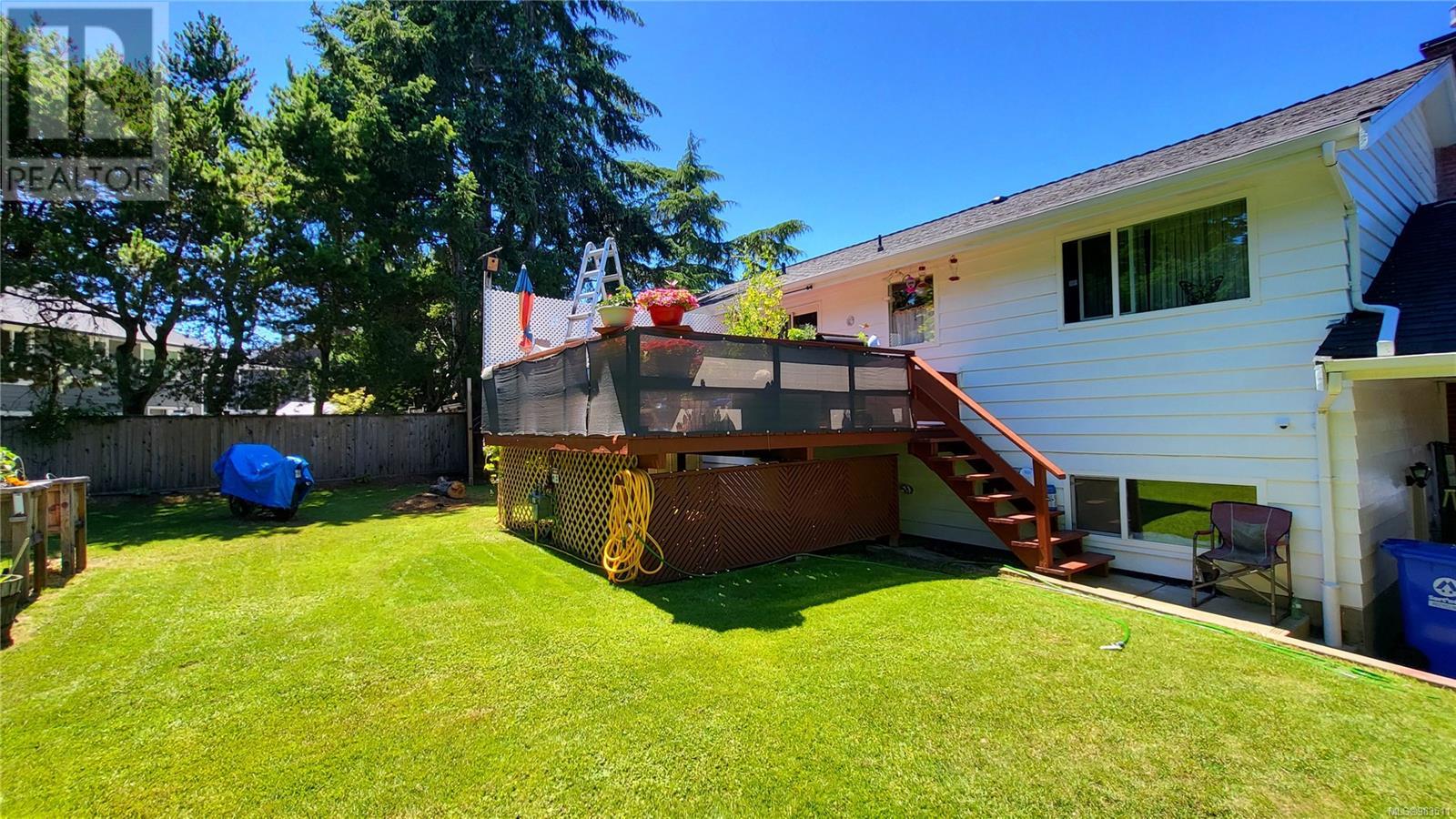 3695 Estevan Dr Property Photo 65